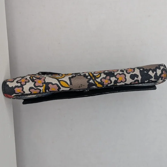 Coach Soft Wallet Mixed Yankee Floral Print Logo Envelope Coated Canvas EUC - Picture 8 of 15
